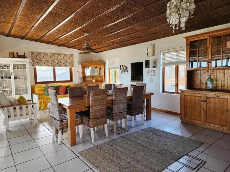 4 Bedroom Property for Sale in De Kelders Western Cape